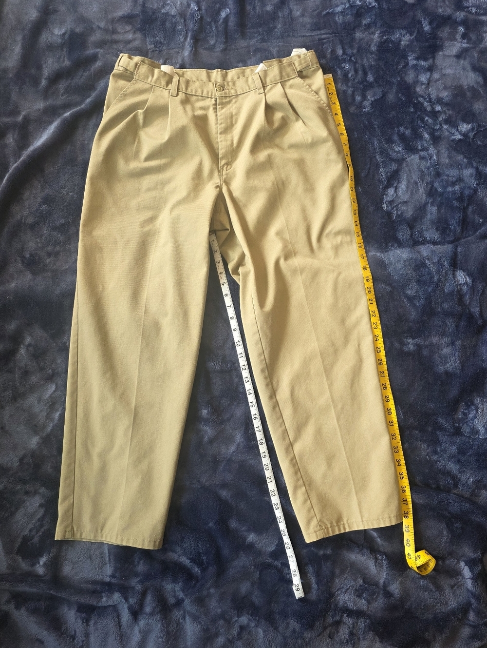 Men's Classic Chino Pants in Khaki
